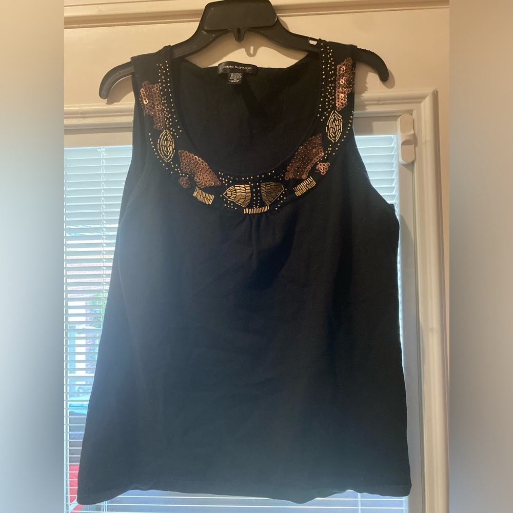 XL Cable & gauge sleeveless top/shell. Black with “bling” around the collar.